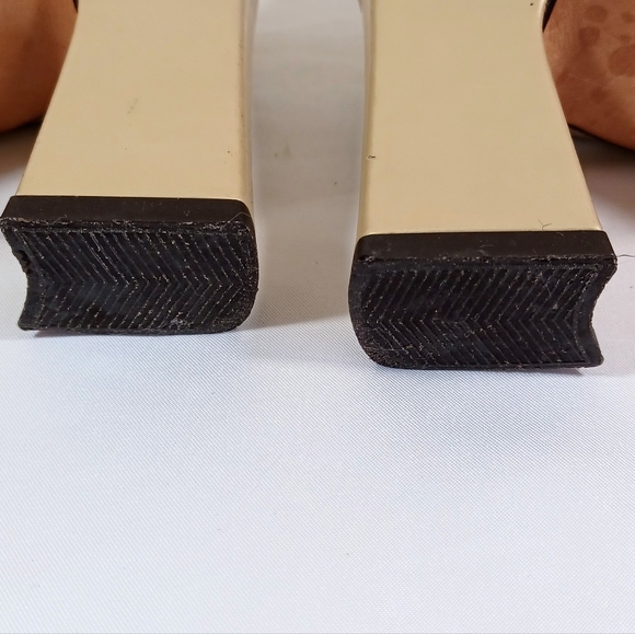 Via Spiga light Gold Pumps, size 6, 2.5” heel - Picture 9 of 13